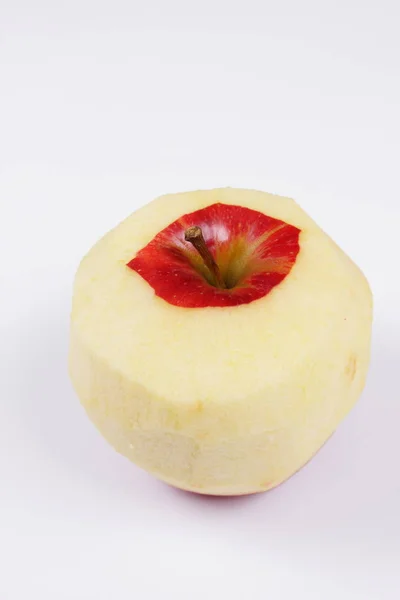 Яблучна шкірка на сніданок — стокове фото