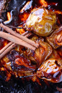 Bal ve tarçın için Restoran ile Armut tatlısı