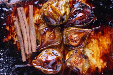 Bal ve tarçın için Restoran ile Armut tatlısı