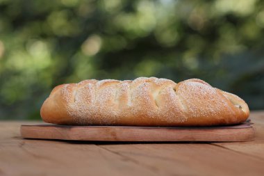 Yalnızca gelen retro tarzı fırında süzme peynir ile Yunan pasta