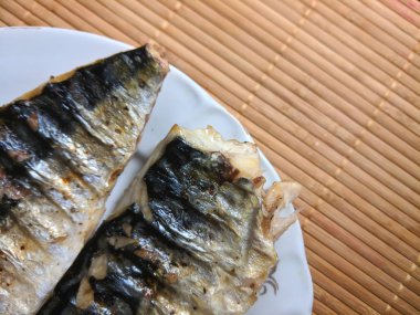 Bir bambu stand, Öğle Yemeği, basit gıda, üstten görünüm, boş alanı, Minimalizm, balık ızgara uskumru balık ev mutfak