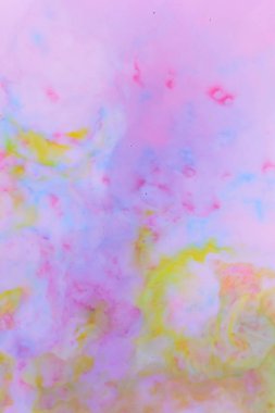 Çok renkli boya arka plan üzerinde süt, çok renkli alan model, Minimalizm, pop art doku tasarımcı için sıvı, çok renkli holografik lekeleri üzerinde