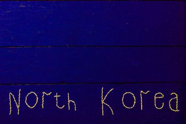 Pirinç - Kuzey Kore, Kuzey Kore, nükleer havuç, siyasi çatışma, Kuzey Kore, minimalizm, kolaj kıtlık ile nükleer savaş kavramsal bir kolaj yazıt