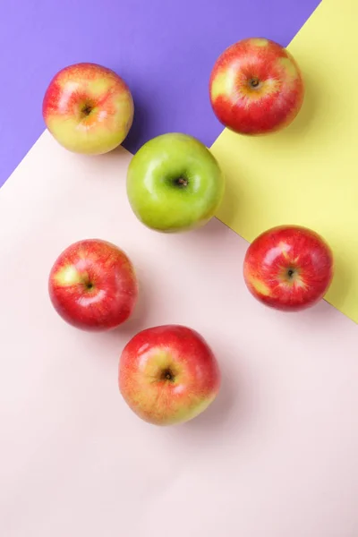 Apples, fruit pop art, red apples pop art on a purple background, fruits for breakfast, vitamins, vegetarian food, colorful background, lots of apples on a pastel pattern, minimalism, trend 2018