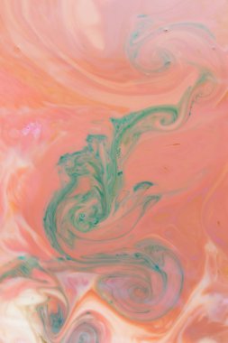 Holografik çok renkli arka plan üzerinde sıvı, pastel desen, çok renkli doku ile boya boşanmalar, lekeleri süt, sanat, minimalist arka plan, tasarımcı için pop art boş