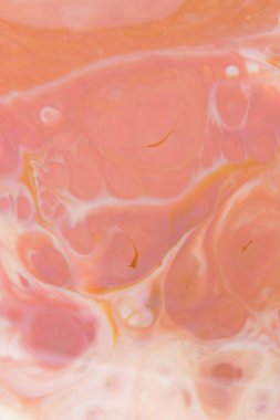 Holografik çok renkli arka plan üzerinde sıvı, pastel desen, çok renkli doku ile boya boşanmalar, lekeleri süt, sanat, minimalist arka plan, tasarımcı için pop art boş