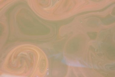 Holografik çok renkli arka plan üzerinde sıvı, pastel desen, çok renkli doku ile boya boşanmalar, lekeleri süt, sanat, minimalist arka plan, tasarımcı için pop art boş