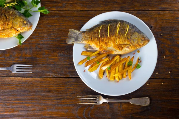 Pește prăjit pentru cină — Fotografie, imagine de stoc