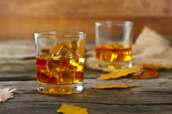 Whisky met ijs — Stockfoto