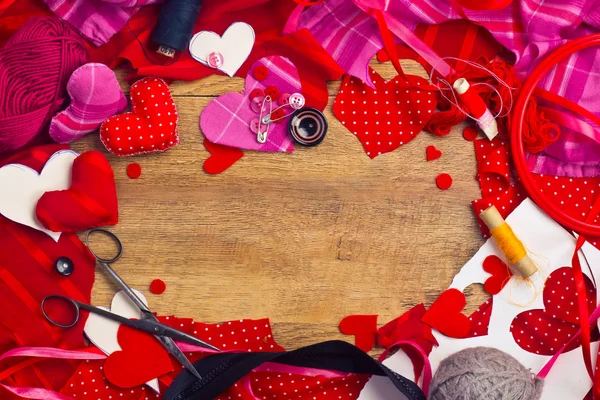 El yapımı dikiş Kalpler