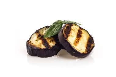 Kızarmış patlıcan bir ızgara 