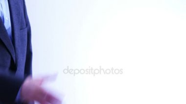 İş ortakları el sıkışma - erkekler ve kadınlar - 4 k