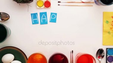 Mutlu Paskalya-kağıt harflerle yazılı. Stop motion