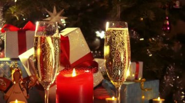 Gözlük şampanya - yeni yıl ve Noel dekorasyonu - 4 k ile