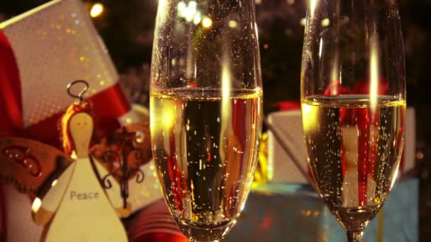 Detail sklenice s champagne - Silvestrovské a vánoční dekorace - 4 k