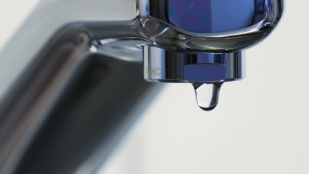 Voda kape z kuchyňské vodovodní baterie — Stock video