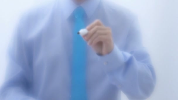 Wygraj na szkle. Biznesmen ręczne pisanie słów z markerem pióra — Wideo stockowe