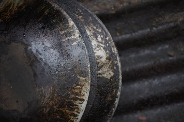 portre siyah kirli yağ lekesi mutfak gereçleri.