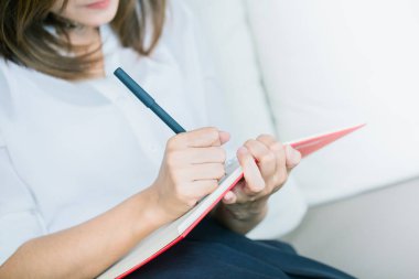 yazma, çalışan kadın Not yazar 