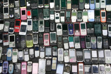 İkinci el eski özelliği cep telefonu