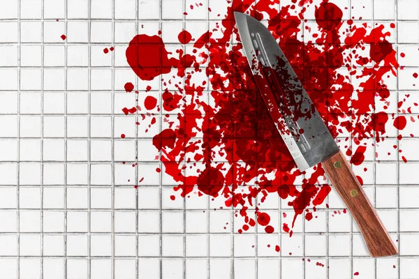 Moordenaar mes grunge van bloed op de badkamervloer — Stockfoto