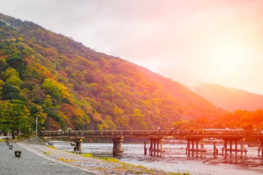 Togetsukyo köprü ya da ay geçiş Köprüsü güzel seyahat Arashiyama dönüm noktası.