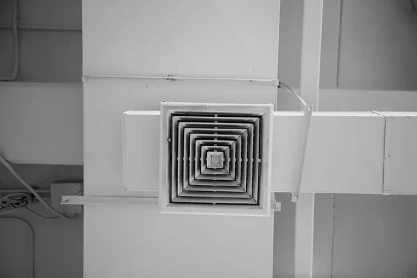 Hava kanalı, tehlike ve office adam pnömoni nedeni.