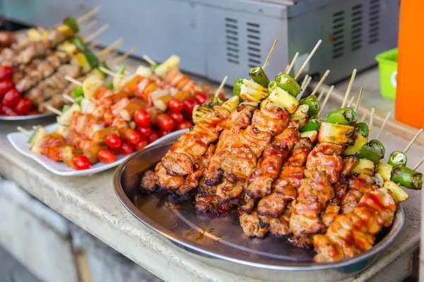 Grilled BBQ in Thai street food market. — Stock Photo, Image