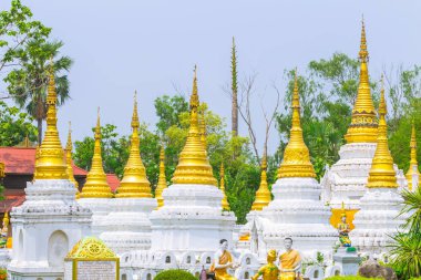 Altın beyaz Pagoda Lampang Tayland Tayland Buda Tapınağı