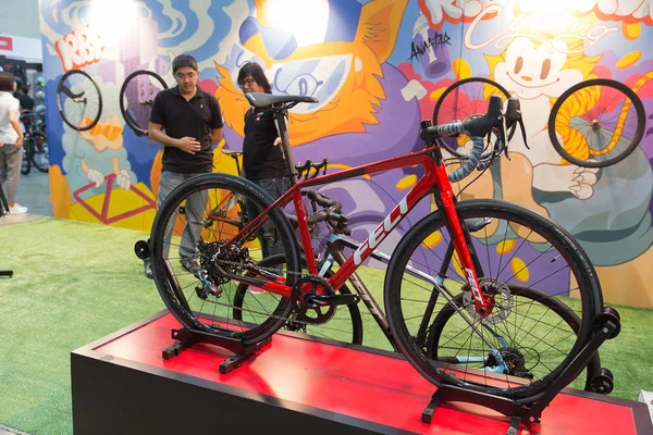 Internationale Bangkok fiets 9e 2017. Grootste fietsen fiets Expo in Thailand, Trend van fietsen populair en fiets voor papa Azië is nieuwe grote doelstelling van fietsen markt consumenten. — Stockfoto