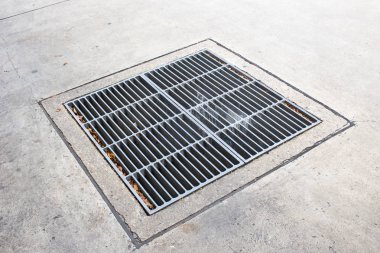 Çelik Panjur kanalizasyon kapağı veya menhol kapağı.