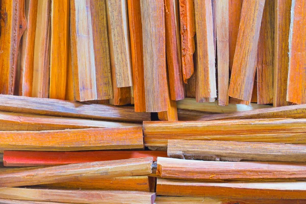 Kırmızı ahşap bitkisel, Caesalpinia sappan L.