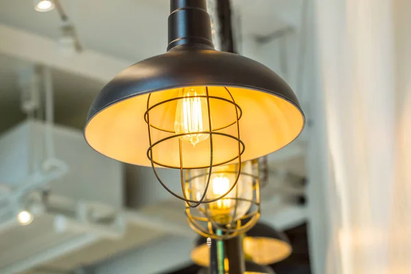 Ampoule de lampe en tungstène, ancien style design vintage . — Photo
