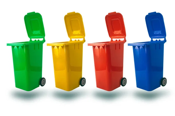Colore multiplo per tipo separato di rifiuti cestino della spazzatura in plastica a tappo aperto o cestino della spazzatura — Foto Stock