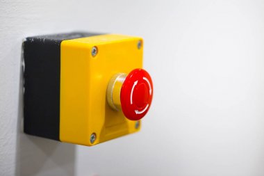 Acil Stop butonu yangın uyarı alarmı duvar