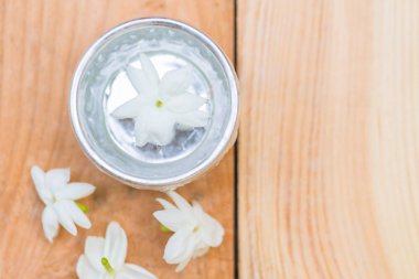 Yasemin kokusu flora koku su kullanım Songkran Festivali Tayland yeni yıl tatili.