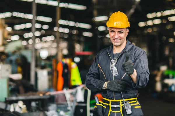 Retrato Capataz Trabajador Ingeniero Que Trabaja Fábrica Industrial Traje Seguridad — Foto de Stock