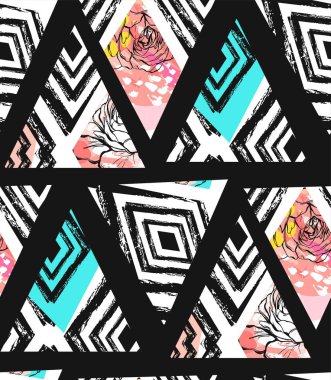 El çizimi vektör soyut el yazısı dokumasız kolajı zebra mottifi, organik dokular, siyah arkaplanda izole edilmiş üçgenler ve çiçekler. Düğün, tarih, doğum günü, süsleme.