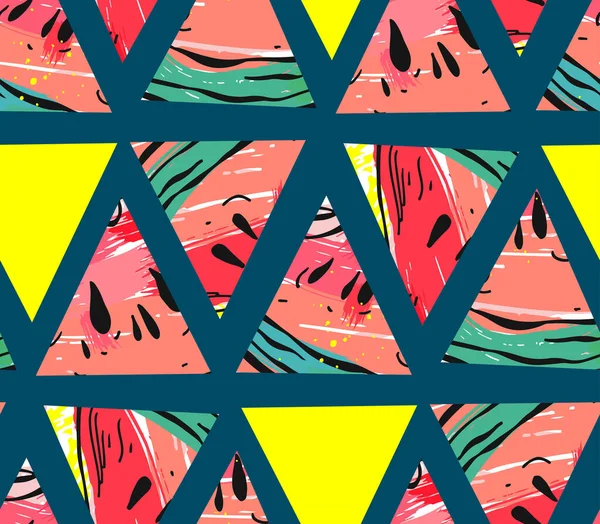 Ручний векторний абстрактний колаж безшовний візерунок з мотивом кавуна та формами трикутника ізольовані на кольоровому фоні — стоковий вектор
