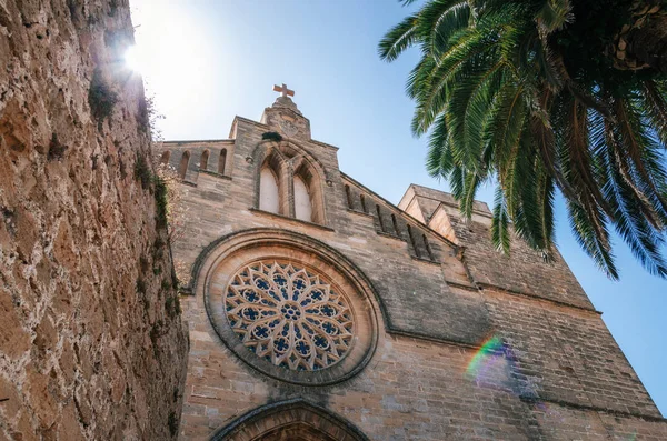 Iglesia de San Jaume en Alcudia, Mallorca — Foto de Stock