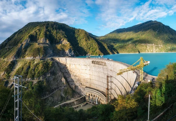 Enguri Hidroelektrik Santrali Gürcistan'daki Hes