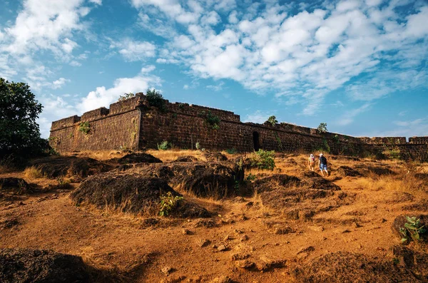 Kalıntıları Chapora fort, Kuzey Goa, Hindistan