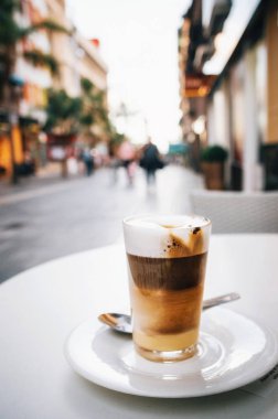 Geleneksel barraquito kahve, Tenerife, Kanarya Adası