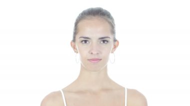 Zafer Signby genç kadın, beyaz arka plan