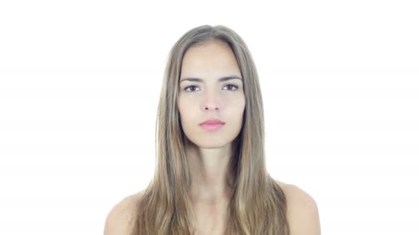Zustimmen, weibliche Geste des Ja, Kopfschütteln, weißer Hintergrund — Stockvideo