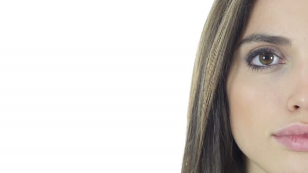 Közelkép a szép fele nő arca — Stock videók