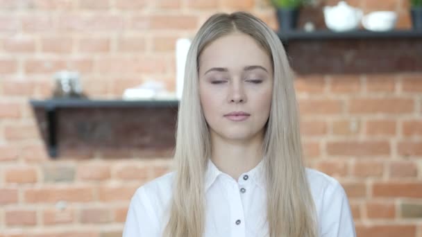 Portrait Of Young Woman, Indoor — Stock Video