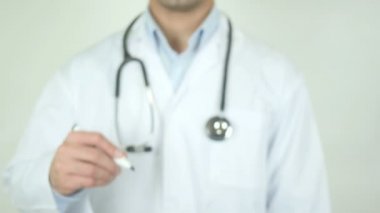 Göz bakımı, Doktor yazma şeffaf ekranda
