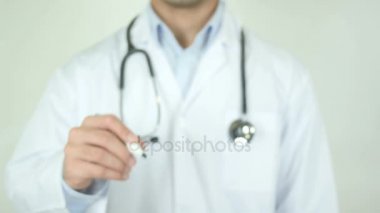 Önleme, Doktor şeffaf ekran üzerine yazma