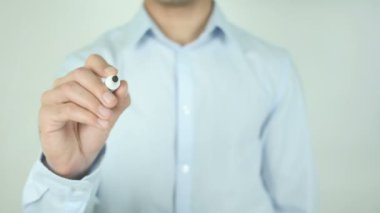 Her gün, şeffaf ekranda yazı iyiye
